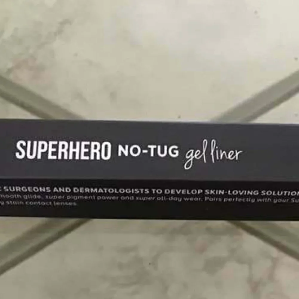 It Cosmetics Superhero No Tug Gel Eye Liner in SUPER BLACK - Brand New - Full Sz